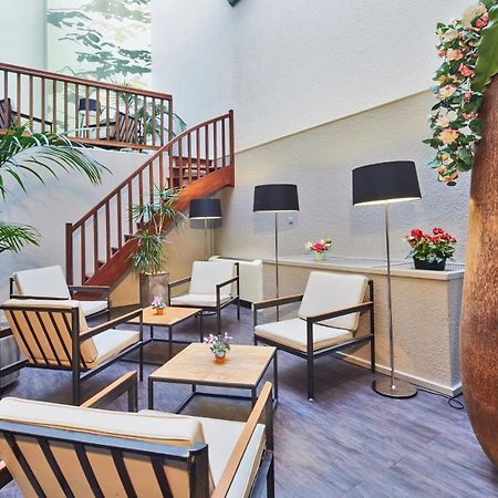 Kyriad Hotel Nevers Centre Exterior foto