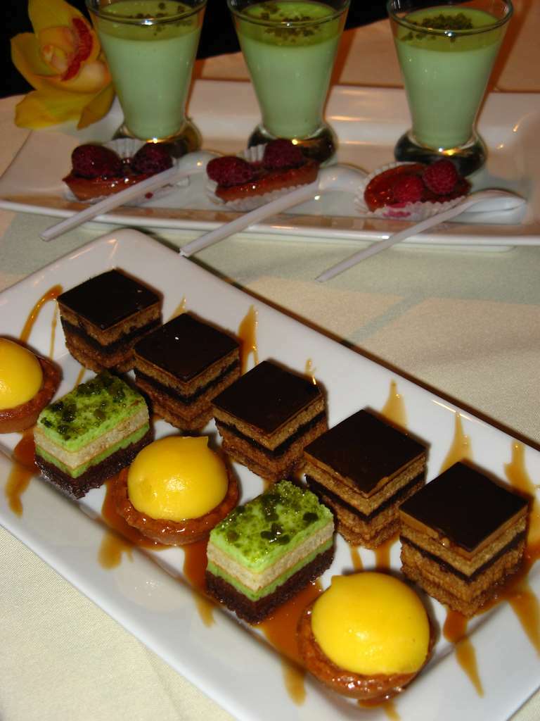 Kyriad Hotel Nevers Centre Restaurante foto